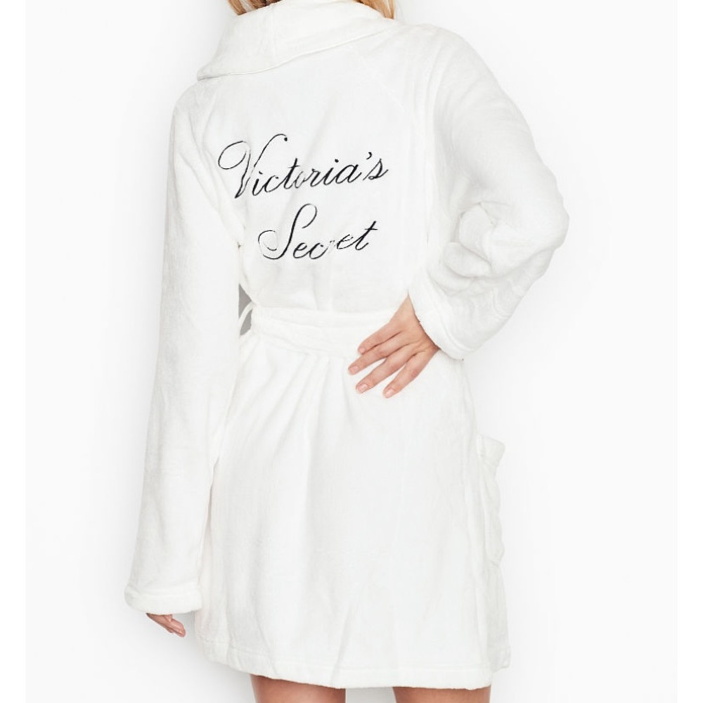 Victoria’s Secret Robe 💕